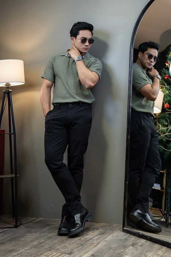 Textured short sleeve polo shirt